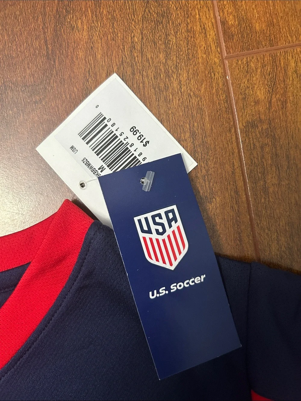U.S. Soccer Kids' Navy & Red Team Tee. Size Med 8-10